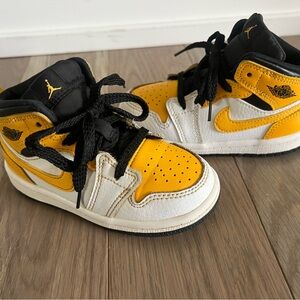 Kids Nike air Jordan Yellow and White Sneakers 7c